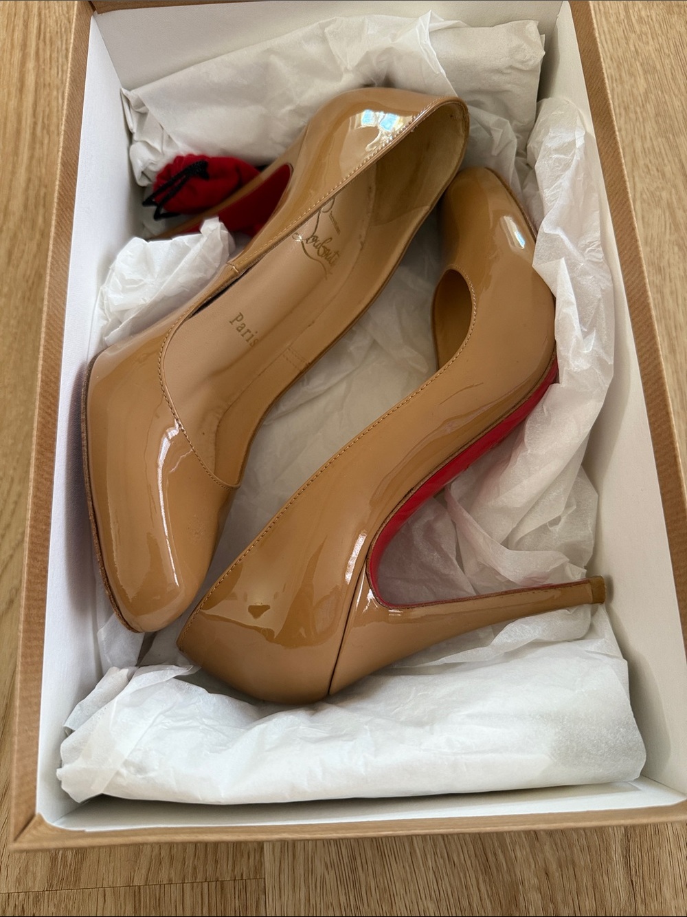 Christian Louboutin Decolette 868 - 100 Nude Patent Camel